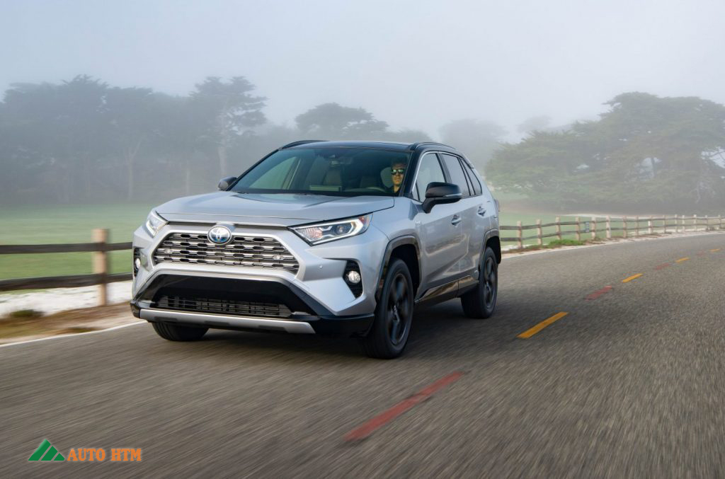 2021 TOYOTA RAV4 XLE-1